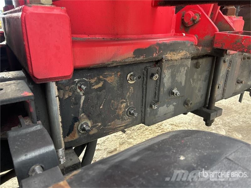Mack 16000 5825 lb Knuckle Boom on Mack RB600 6x4 Boom Kraanaga veokid