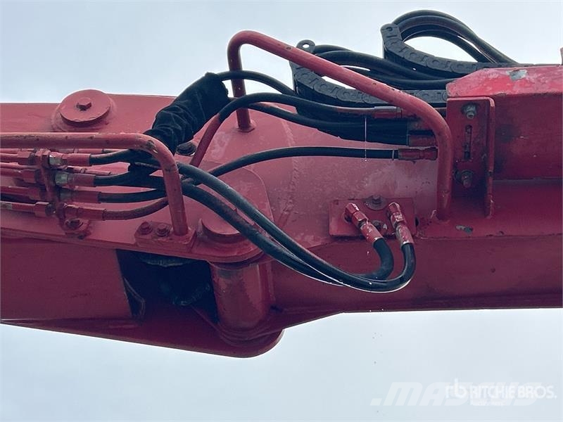 Mack 16000 5825 lb Knuckle Boom on Mack RB600 6x4 Boom Kraanaga veokid
