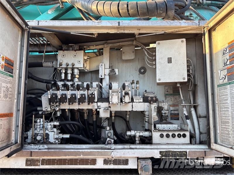 Mack 2525H / S 58 SX 58 m on Mack MR688S Terrapro 14x6  Betonmischer
