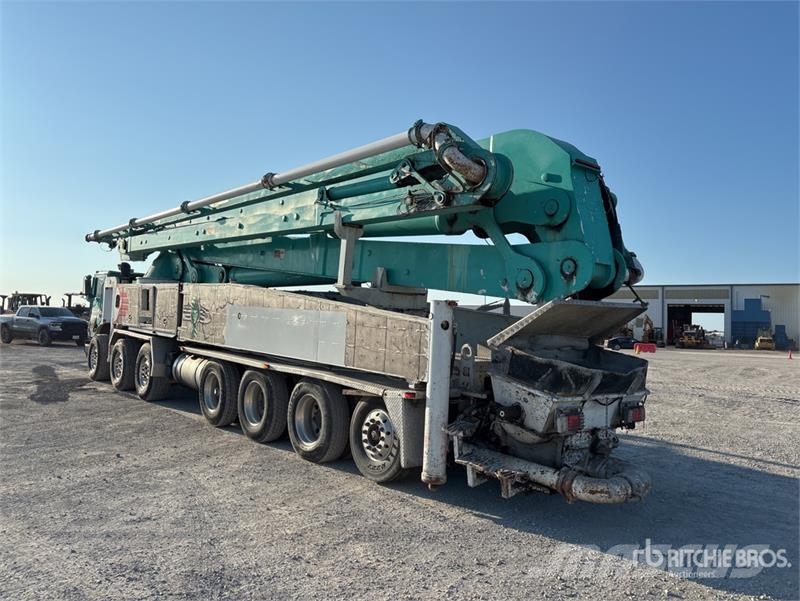 Mack 2525H / S 58 SX 58 m on Mack MR688S Terrapro 14x6  Betonmischer