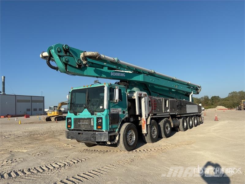 Mack 2525H / S 58 SX 58 m on Mack MR688S Terrapro 14x6  Betonmischer