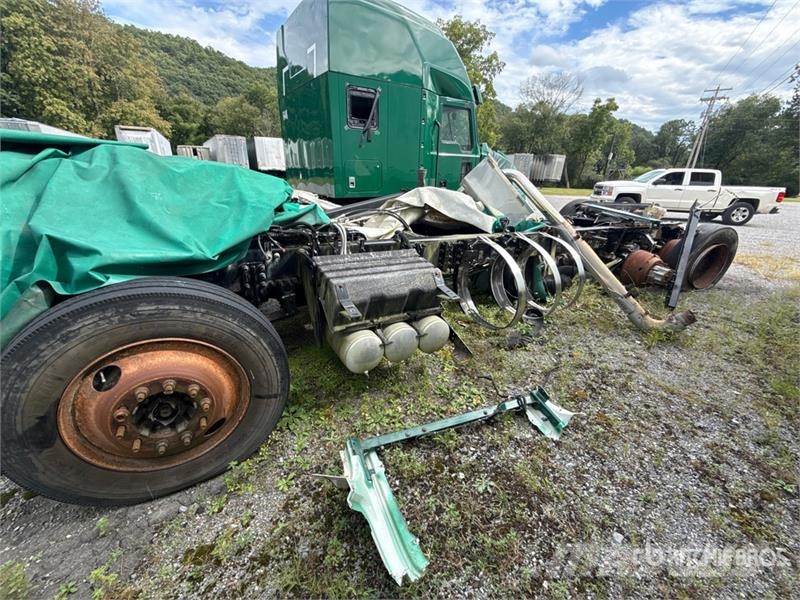 Mack 6x4 T/A Day Cab Truck Tractor (Inoperable) Naudoti vilkikai