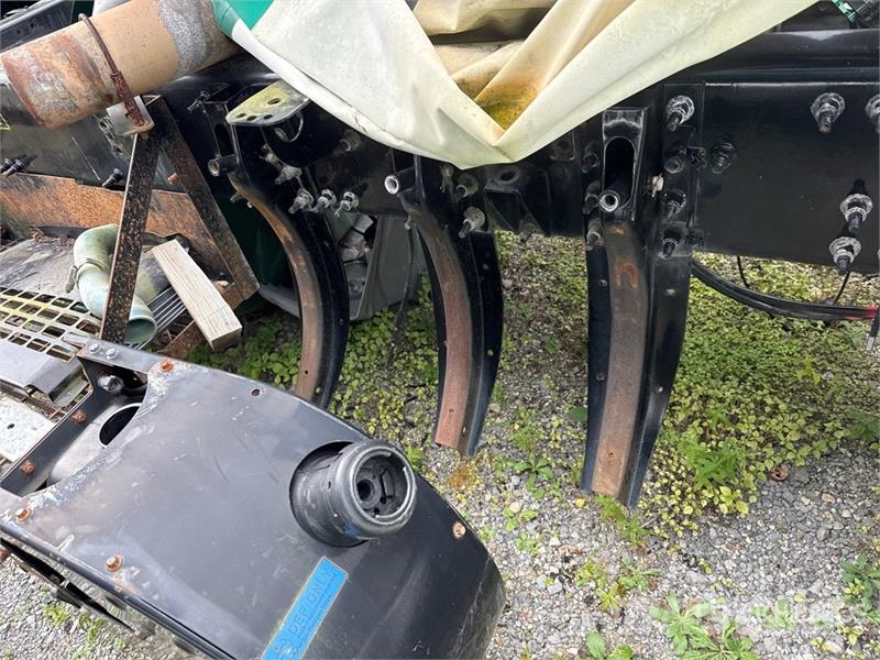 Mack 6x4 T/A Day Cab Truck Tractor (Inoperable) Naudoti vilkikai