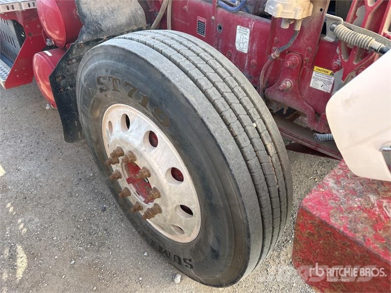 Mack 6x4 T/A Day Cab Truck Tractor Vilcēji