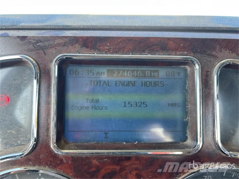 Mack 6x4 T/A Day Cab Truck Tractor Vilcēji