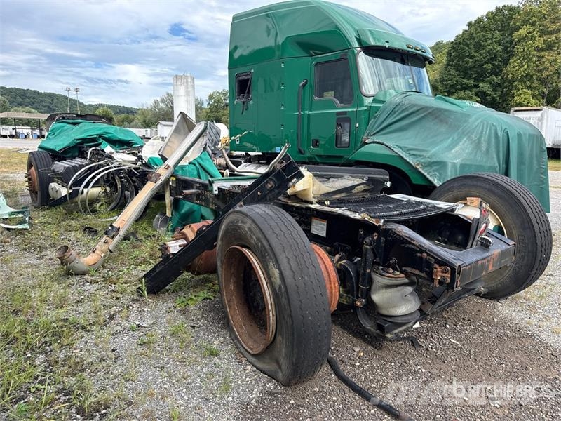 Mack 6x4 T/A Day Cab Truck Tractor (Inoperable) Naudoti vilkikai