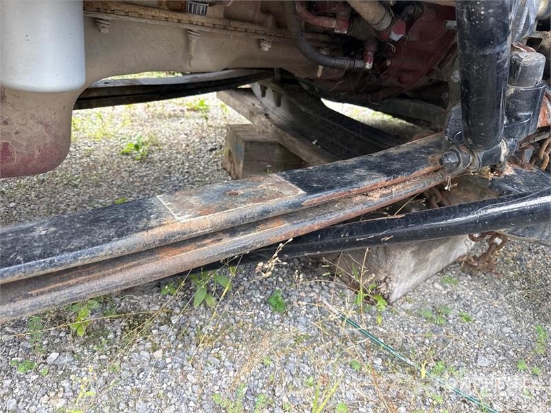 Mack AN64T 6x4 T/A Sleeper Truck Tractor (Inoperable) Naudoti vilkikai