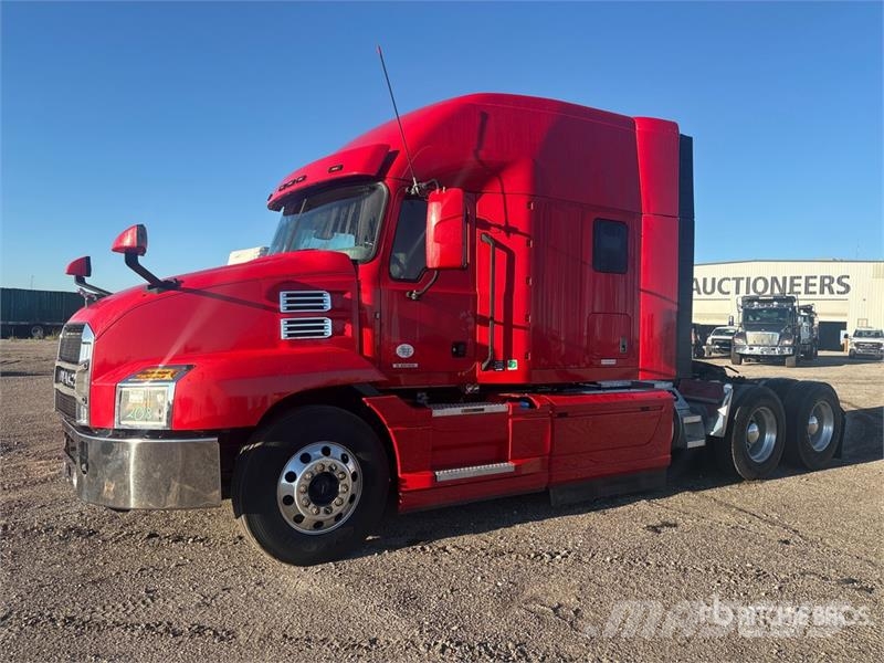 Mack Anthem 64T 6x4 T/A Sleeper Truck Tractor Tahače