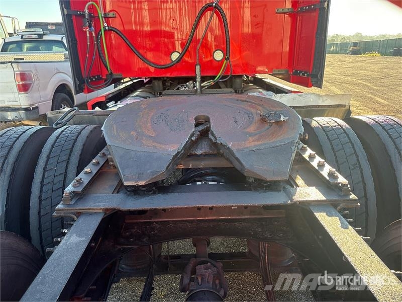 Mack Anthem 64T 6x4 T/A Sleeper Truck Tractor Tahače