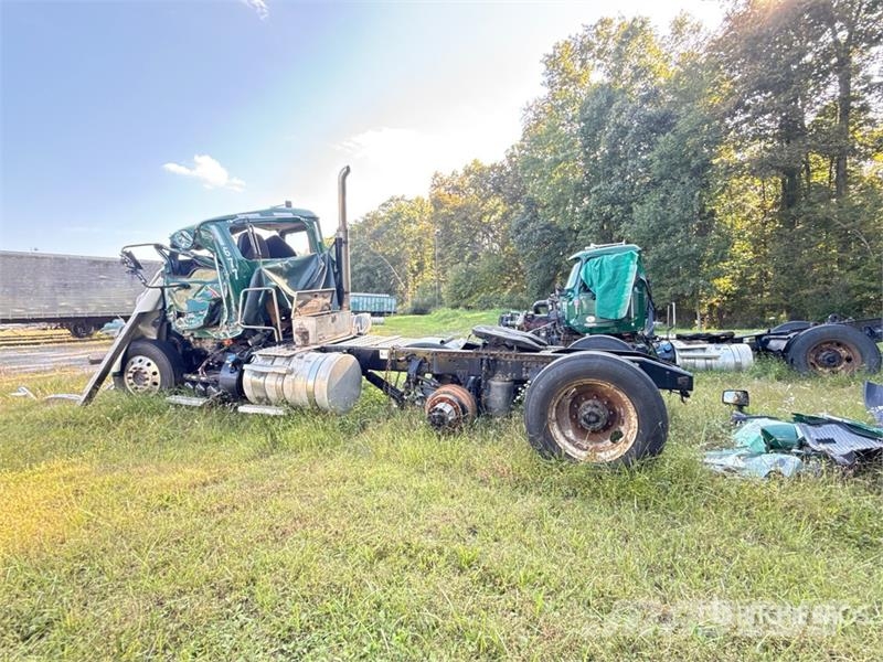 Mack Anthem 6x4 T/A Day Cab Truck Tractor (Inoperable) Prime Movers
