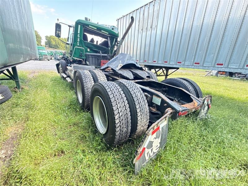 Mack Anthem 6x4 T/A Day Cab Truck Tractor (Inoperable) Vetopöytäautot