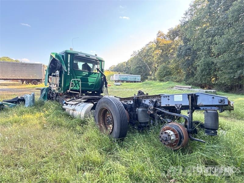 Mack Anthem 6x4 T/A Day Cab Truck Tractor (Inoperable) Prime Movers