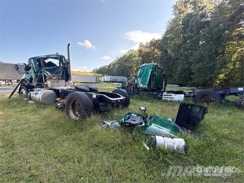 Mack Anthem 6x4 T/A Day Cab Truck Tractor (Inoperable) Prime Movers