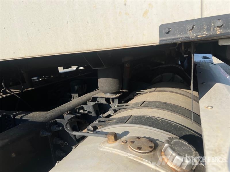 Mack Anthem 6x4 T/A Sleeper Truck Tractor Vilcēji