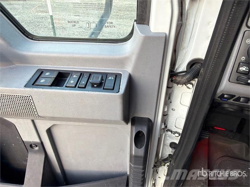 Mack Anthem 6x4 T/A Sleeper Truck Tractor Tracteur routier