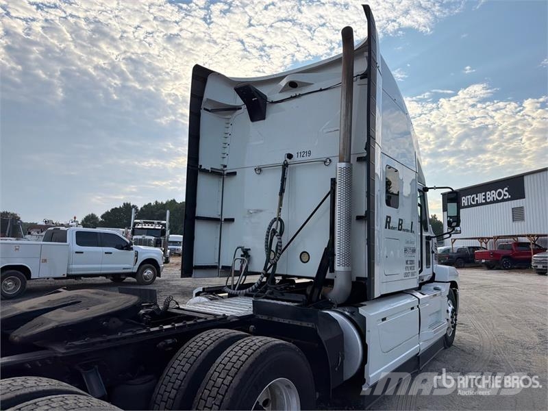 Mack Anthem 6x4 T/A Sleeper Truck Tractor Tracteur routier