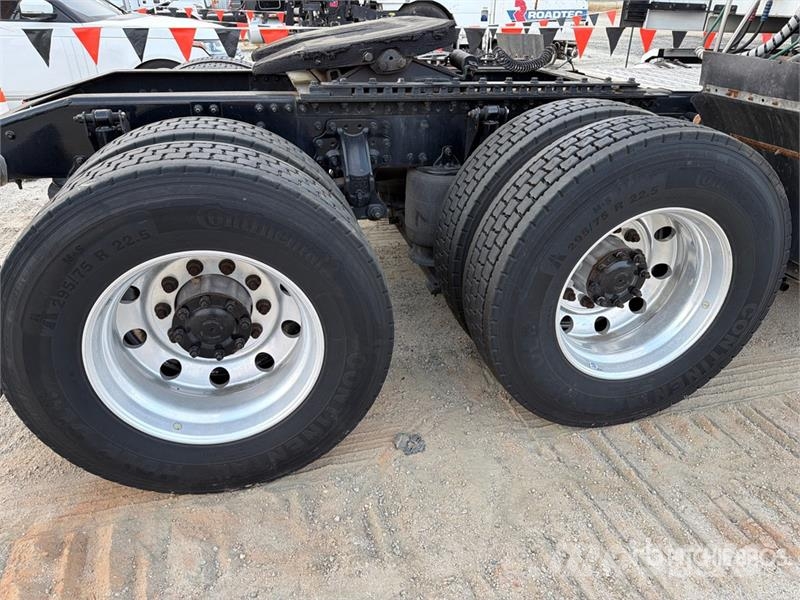 Mack Anthem 6x4 T/A Sleeper Truck Tractor Tracteur routier