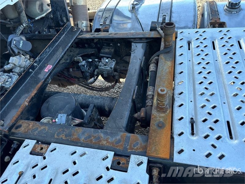 Mack Anthem AN64T 6x4 T/A Day Cab Truck Tractor Motrici e Trattori Stradali