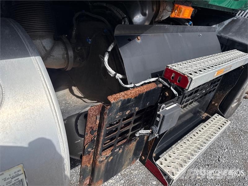 Mack Anthem AN64T 6x4 T/A Sleeper Truck Tractor وحدات الجر