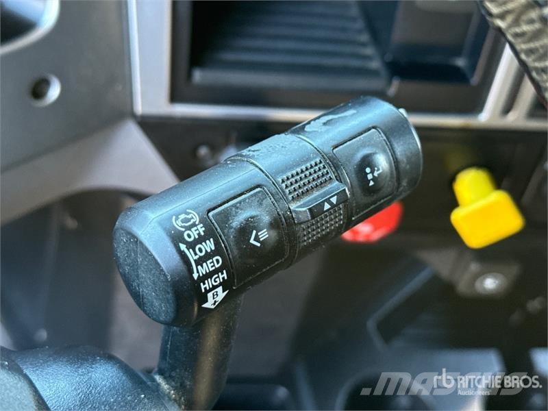Mack Anthem AN64T 6x4 T/A Sleeper Truck Tractor Truck Tractor Units