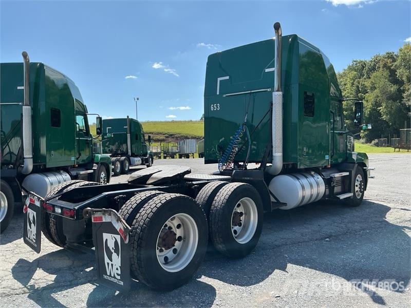 Mack Anthem AN64T 6x4 T/A Sleeper Truck Tractor Ťahače