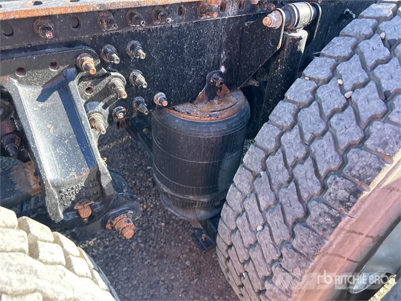 Mack Anthem AN64T 6x4 T/A Day Cab Truck Tractor Motrici e Trattori Stradali