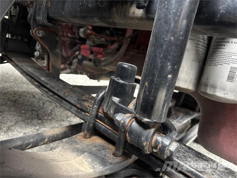 Mack Anthem AN64T 6x4 T/A Sleeper Truck Tractor وحدات الجر