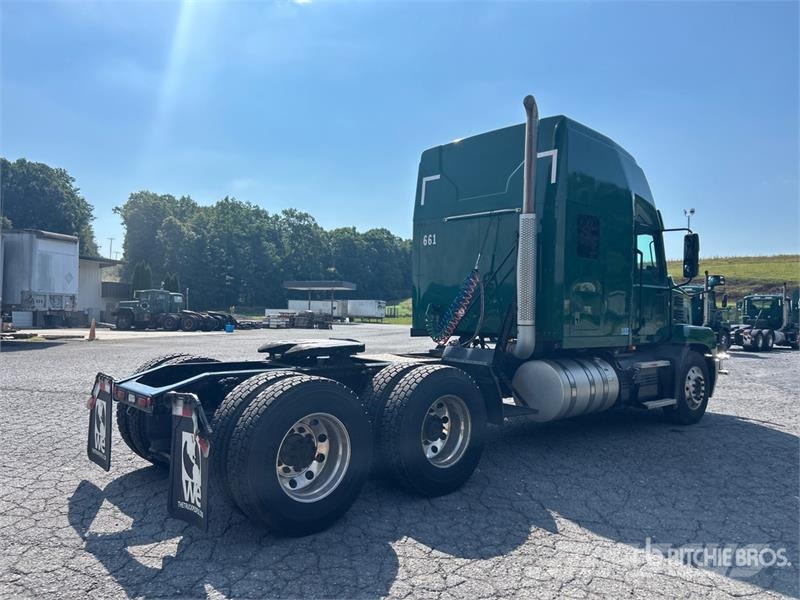 Mack Anthem AN64T 6x4 T/A Sleeper Truck Tractor Ťahače