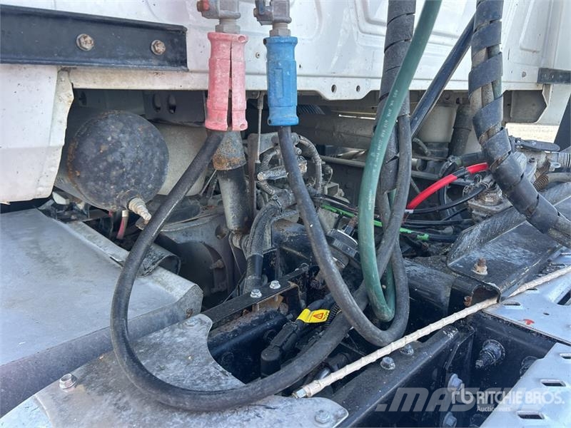 Mack Anthem AN64T 6x4 T/A Day Cab Truck Tractor Dragbilar