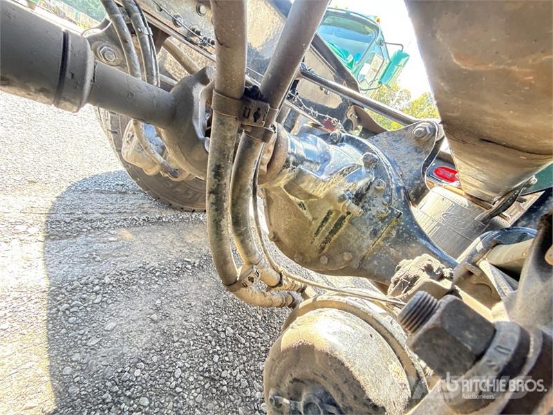 Mack Anthem AN64T 6x4 T/A Sleeper Truck Tractor وحدات الجر