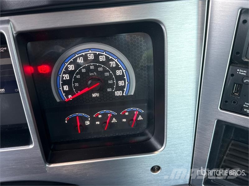 Mack Anthem AN64T 6x4 T/A Day Cab Truck Tractor وحدات الجر