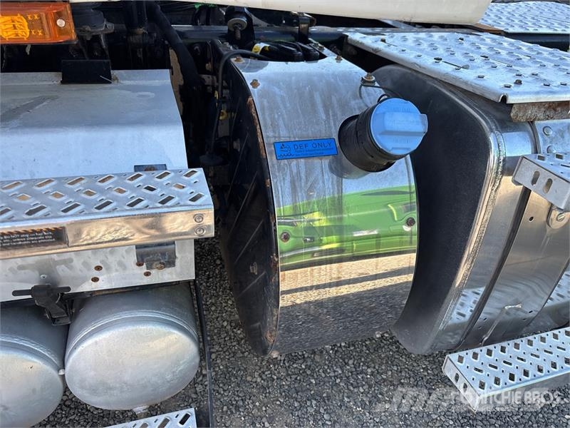 Mack Anthem AN64T 6x4 T/A Day Cab Truck Tractor Motrici e Trattori Stradali