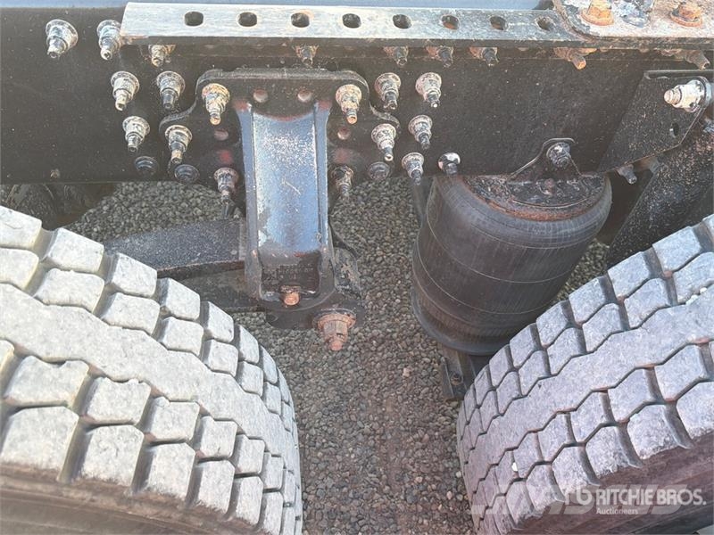 Mack Anthem AN64T 6x4 T/A Day Cab Truck Tractor Tegljači