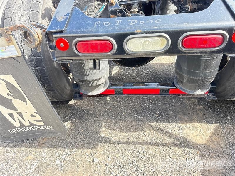 Mack Anthem AN64T 6x4 T/A Sleeper Truck Tractor وحدات الجر