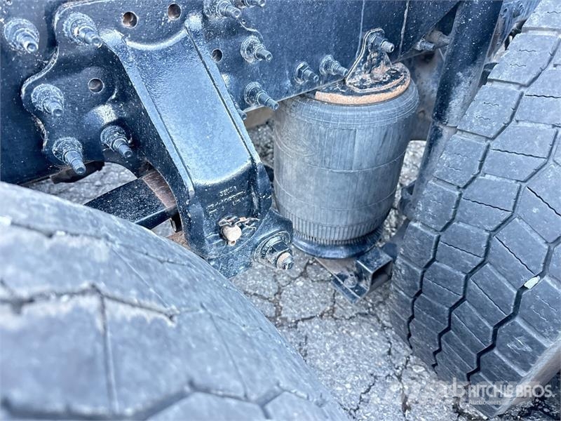 Mack Anthem AN64T 6x4 T/A Day Cab Truck Tractor وحدات الجر