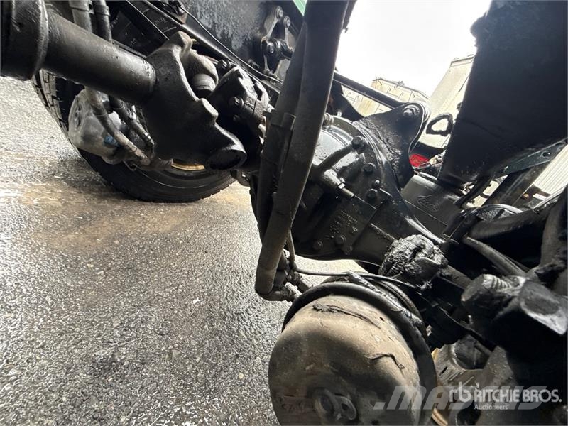 Mack Anthem AN64T 6x4 T/A Sleeper Truck Tractor وحدات الجر