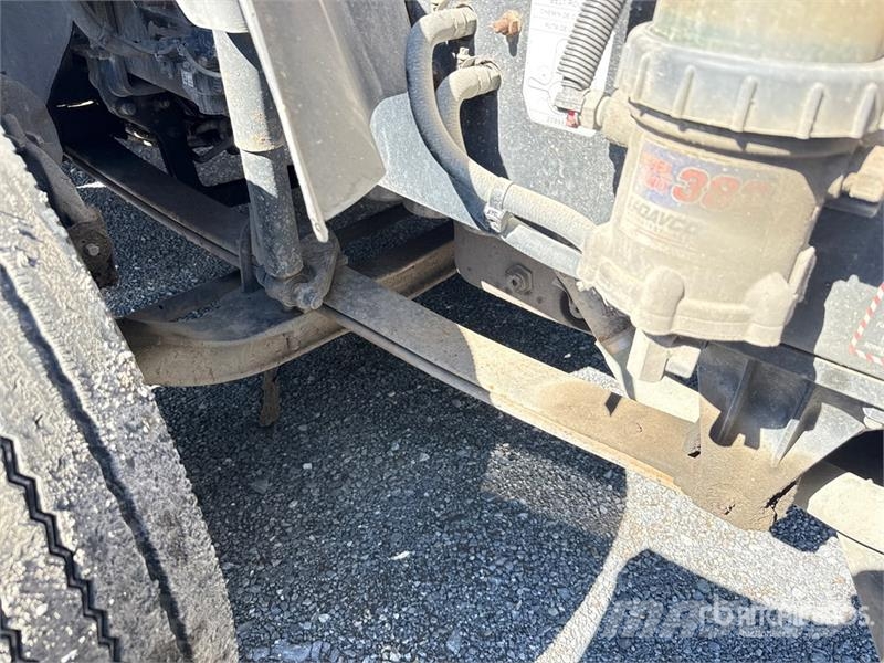Mack Anthem AN64T 6x4 T/A Sleeper Truck Tractor وحدات الجر