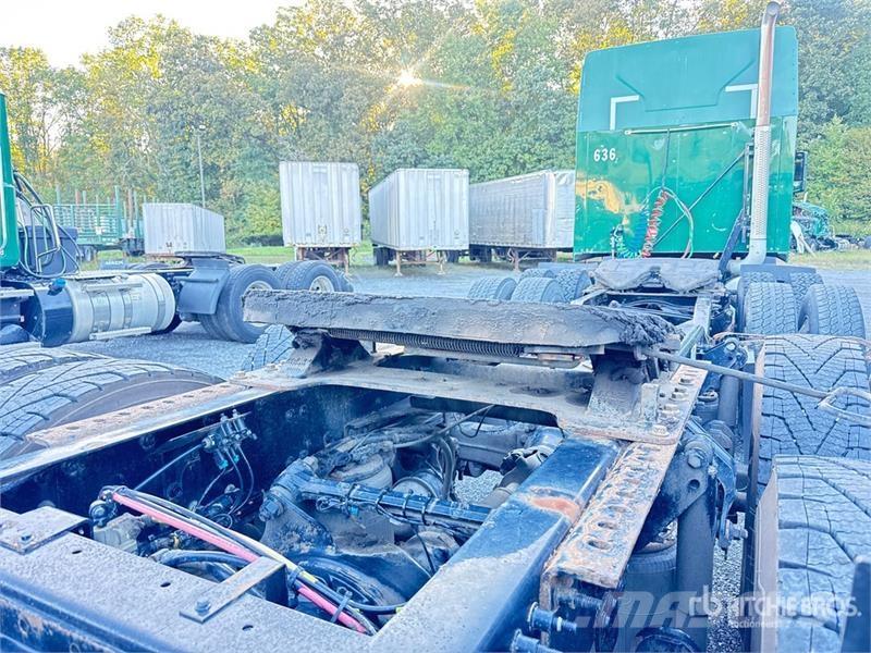 Mack Anthem AN64T 6x4 T/A Day Cab Truck Tractor وحدات الجر