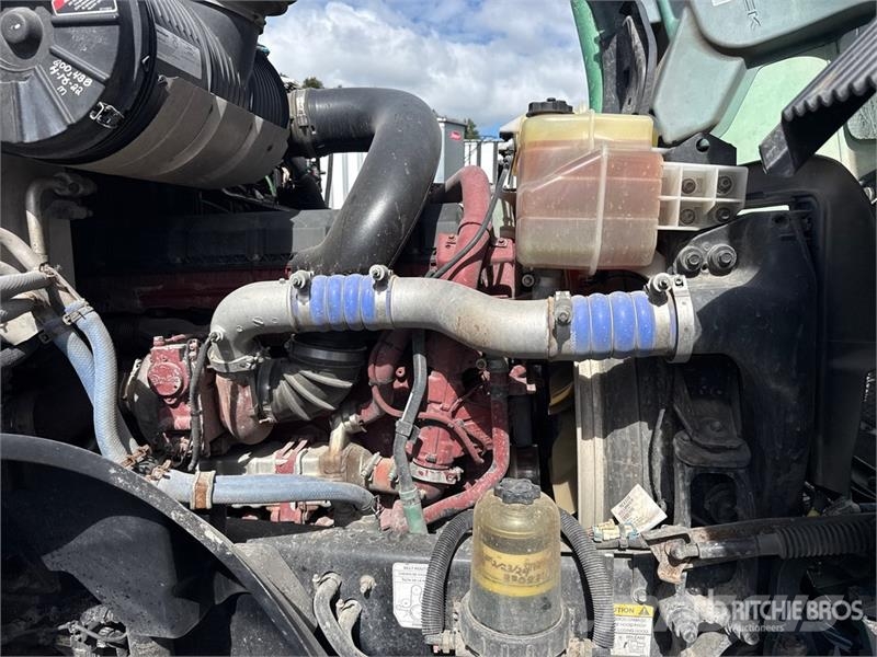 Mack Anthem AN64T 6x4 T/A Sleeper Truck Tractor وحدات الجر