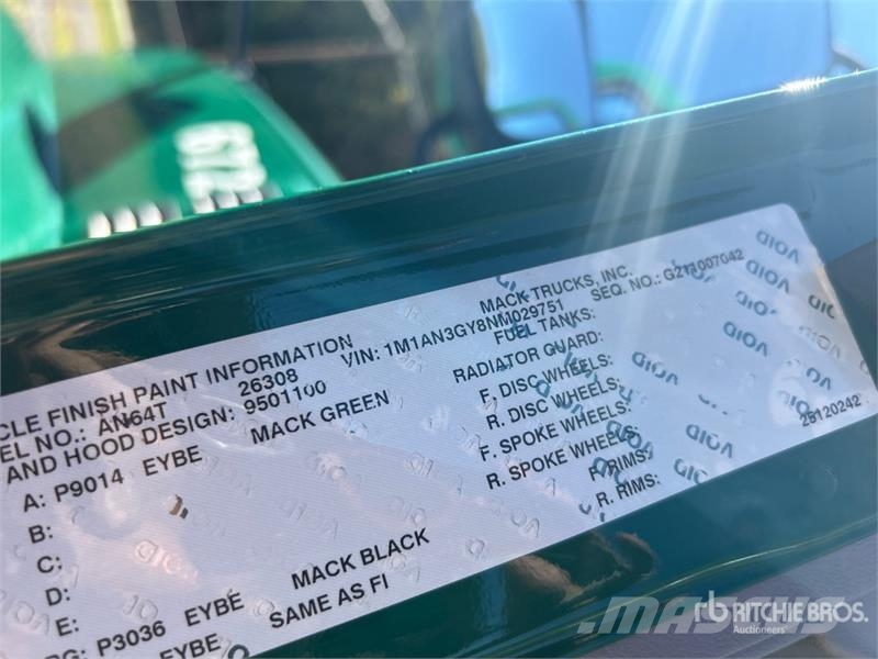 Mack Anthem AN64T 6x4 T/A Day Cab Truck Tractor 中古トラクターヘッド | トレーラーヘッド