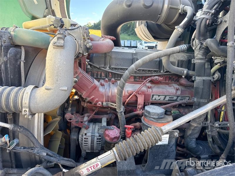 Mack Anthem AN64T 6x4 T/A Day Cab Truck Tractor Sadulveokid
