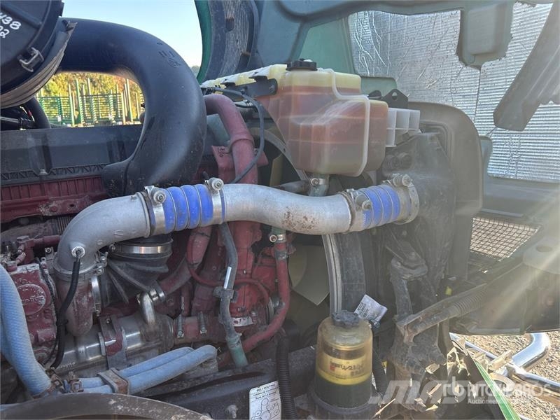 Mack Anthem AN64T 6x4 T/A Sleeper Truck Tractor Sattelzugmaschinen