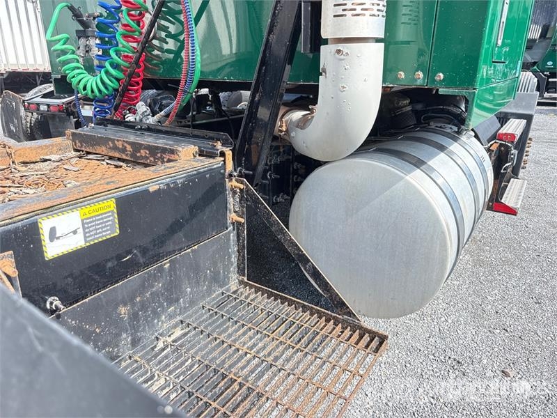 Mack Anthem AN64T 6x4 T/A Sleeper Truck Tractor وحدات الجر