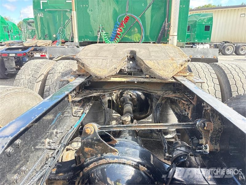 Mack Anthem AN64T 6x4 T/A Sleeper Truck Tractor وحدات الجر