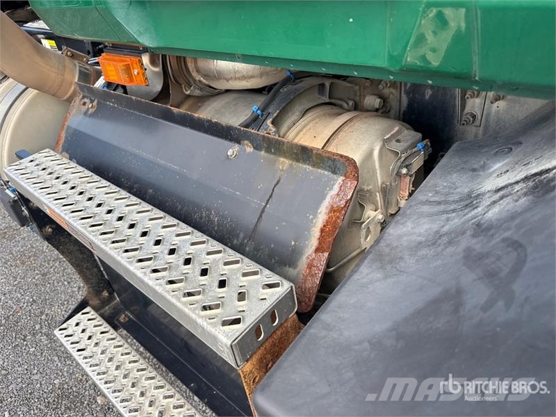 Mack Anthem AN64T 6x4 T/A Day Cab Truck Tractor Tracteur routier