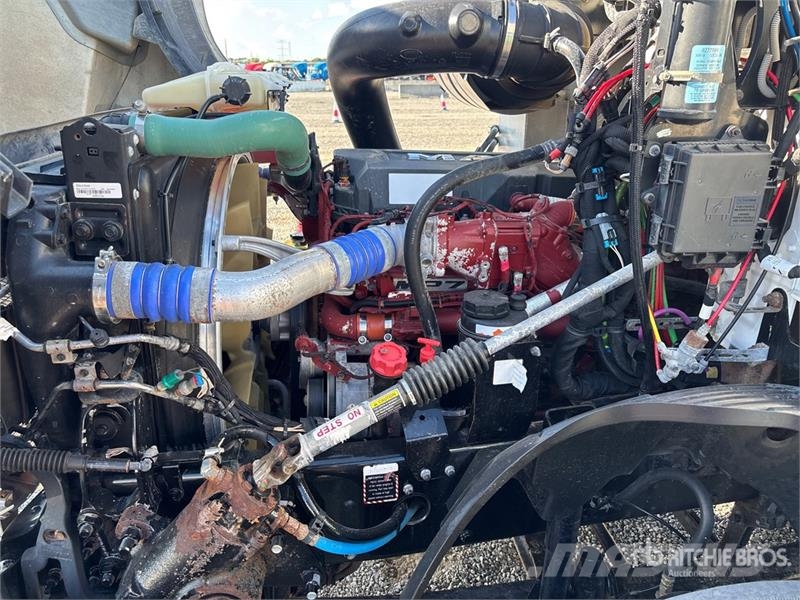 Mack Anthem AN64T 6x4 T/A Day Cab Truck Tractor Motrici e Trattori Stradali