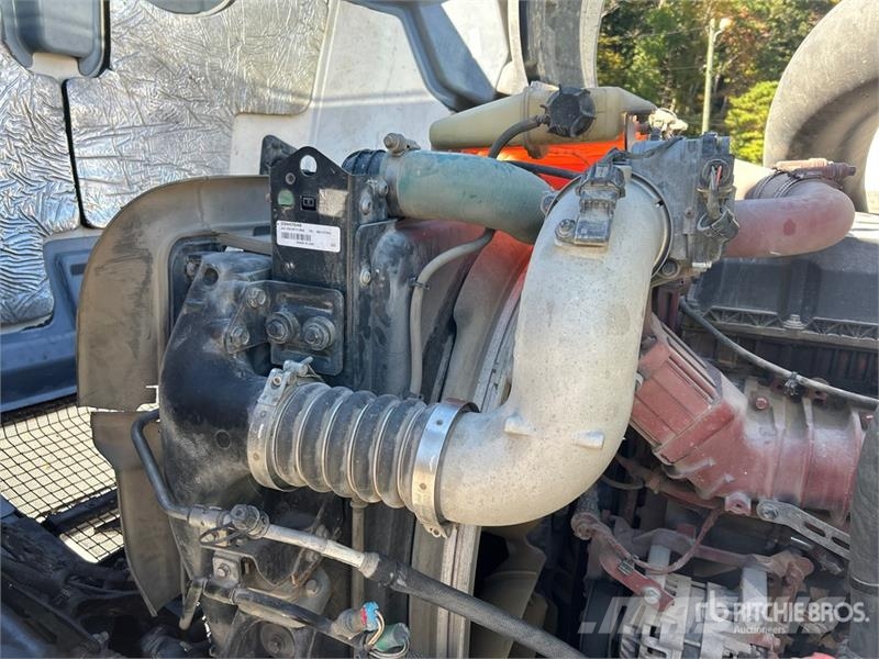 Mack Anthem AN64T 6x4 T/A Day Cab Truck Tractor Tractores (camiões)