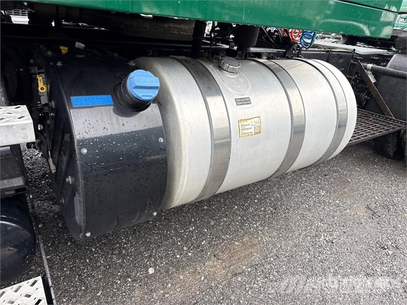 Mack Anthem AN64T 6x4 T/A Sleeper Truck Tractor وحدات الجر
