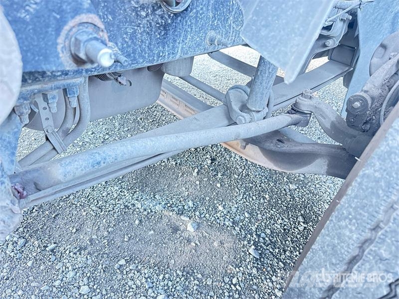 Mack Anthem AN64T 6x4 T/A Day Cab Truck Tractor وحدات الجر
