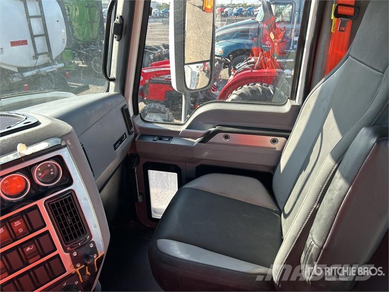 Mack Anthem AN64T 6x4 T/A Day Cab Truck Tractor Motrici e Trattori Stradali